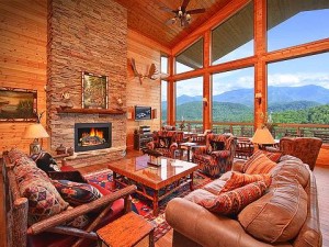 Majestic Overlook Smoky Mountain cabins with view living room